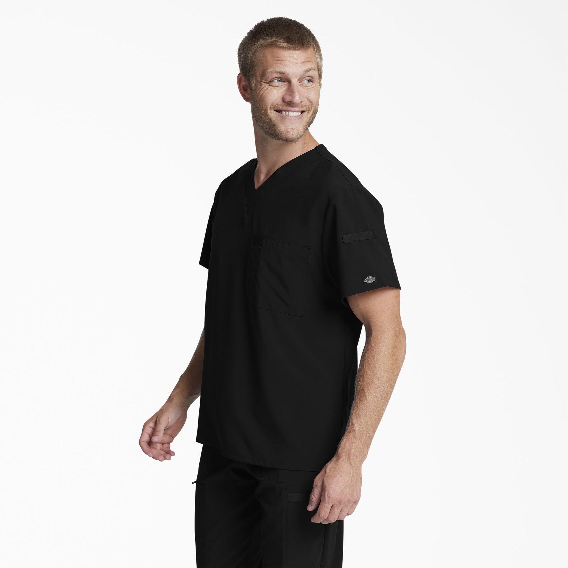 Men's EDS Essentials Tuckable V-Neck Scrub Top Dickies Men|Scrubs
